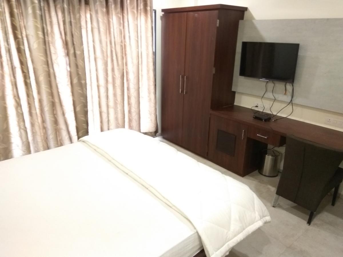 Manasi Inn Satara Εξωτερικό φωτογραφία